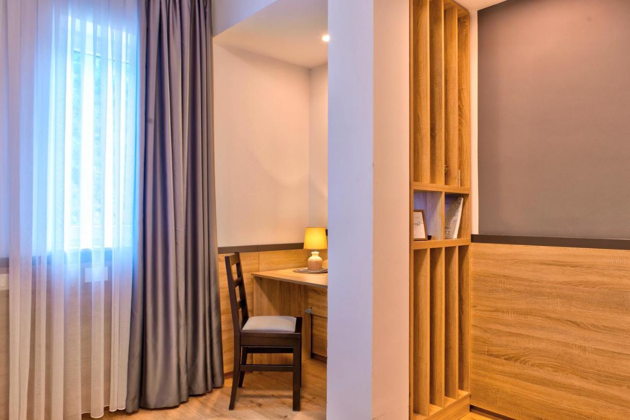 Hotel Dompes Мостар Экстерьер фото